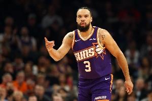 从孟菲斯的反派到凤凰城的大腿 狄龙是如何脱变成得分手的？