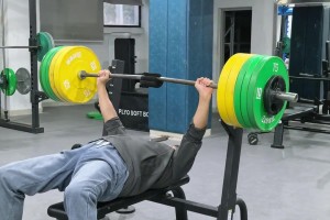 💪不愧是拿实心球投篮训练的男人！